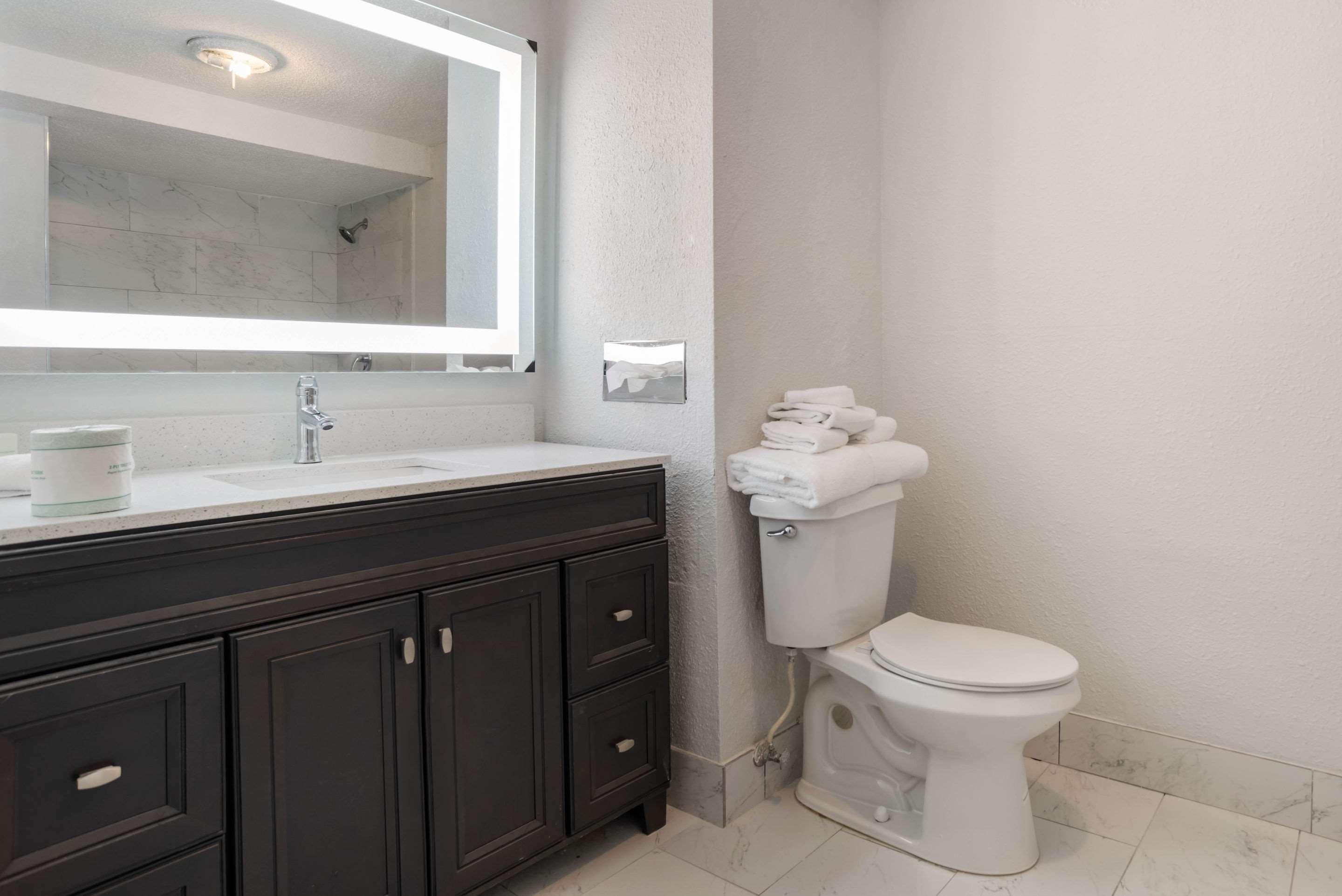 Baymont By Wyndham Montgomery Al מראה חיצוני תמונה