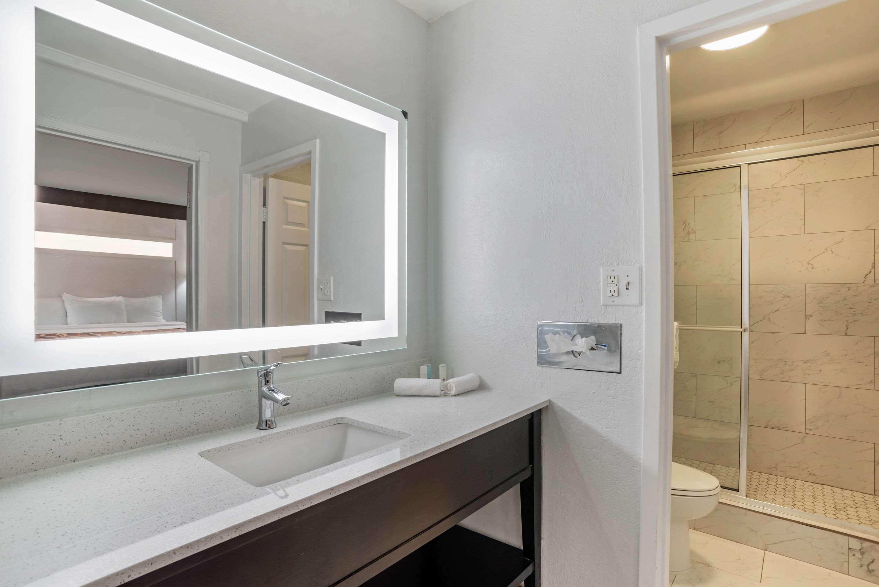 Baymont By Wyndham Montgomery Al מראה חיצוני תמונה