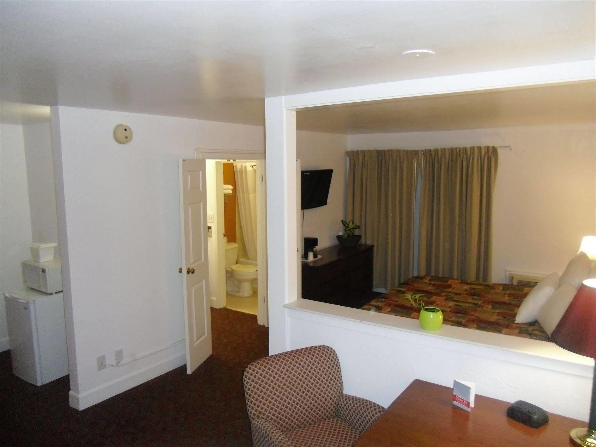 Baymont By Wyndham Montgomery Al מראה חיצוני תמונה