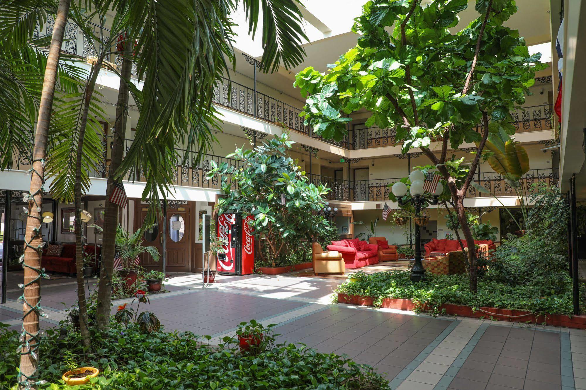 Baymont By Wyndham Montgomery Al מראה חיצוני תמונה